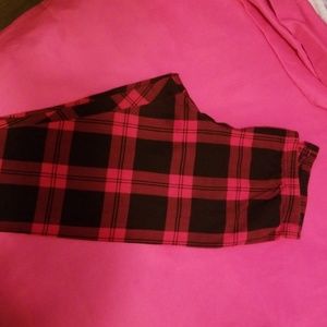 Women's plaid leggings